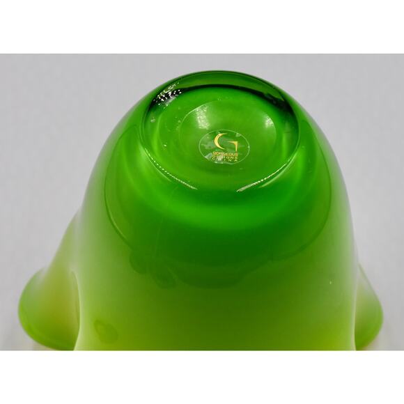 Vintage Gorgeous Designs Studio Handkerchief Handblown Art Glass Vase - Picture 7 of 7